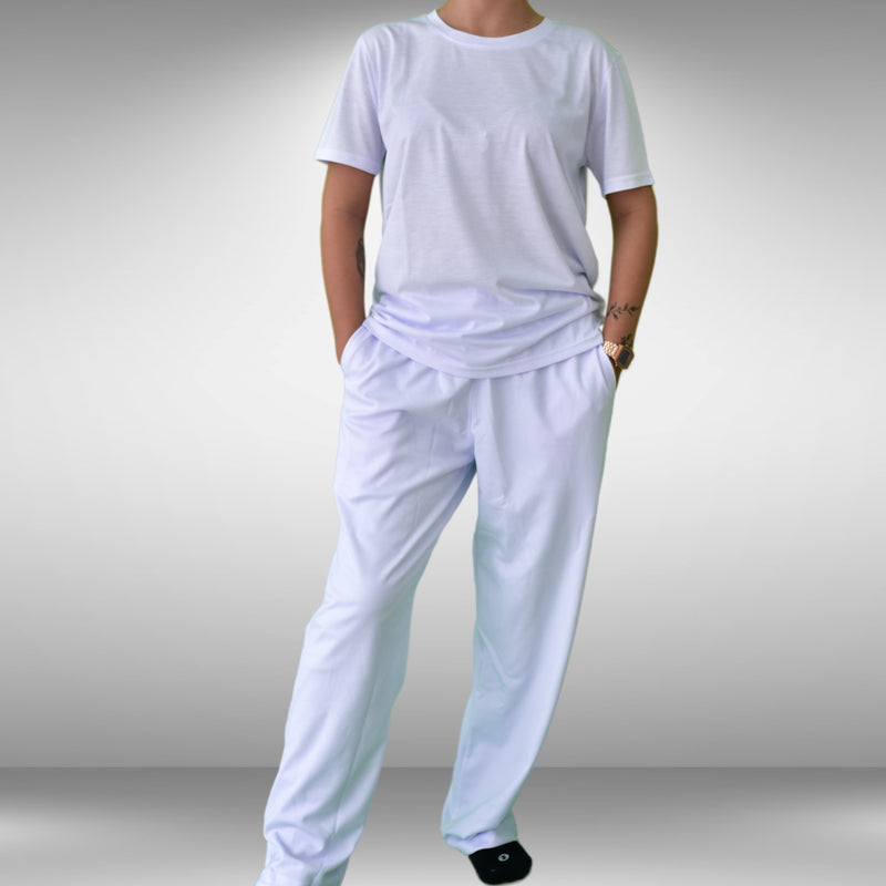 Kit Camiseta e Calça branca